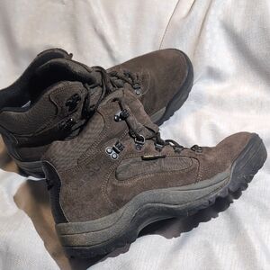 Vasque Women's Lace Up Boots - Dark Brown